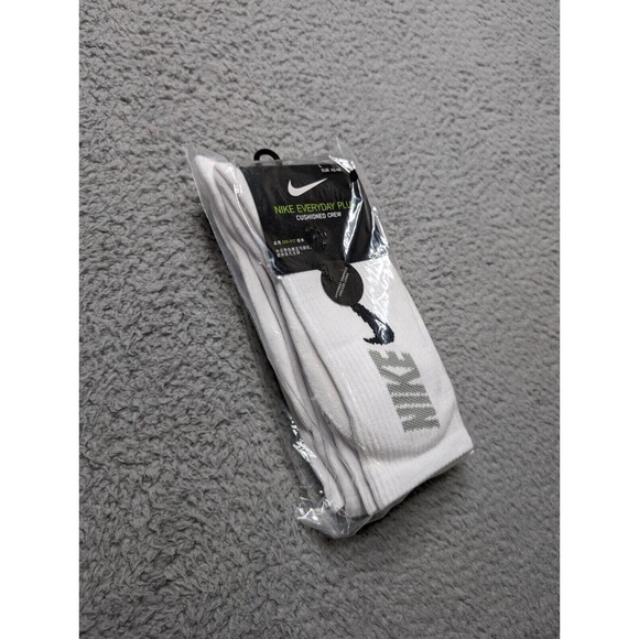 Nike Everyday Plus Dri-Fit Crew Socks 3 Pairs White Mens Large 9-11 Basketball - Picture 2 of 5
